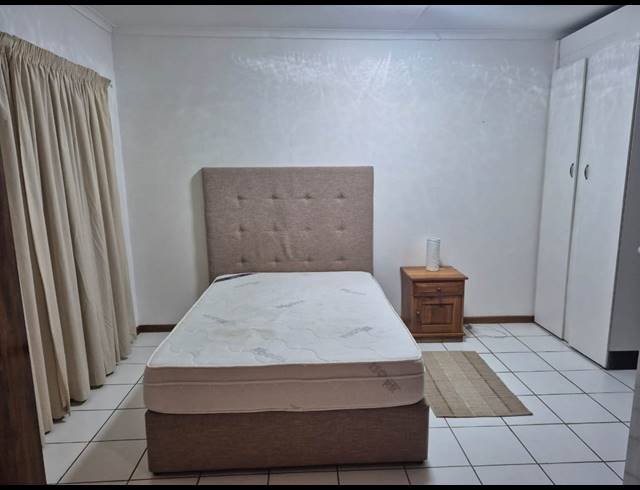 1 bed property to rent in BRIDLE PARK AH